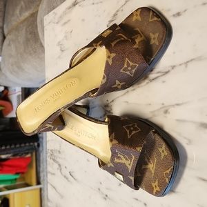 LV Heel
